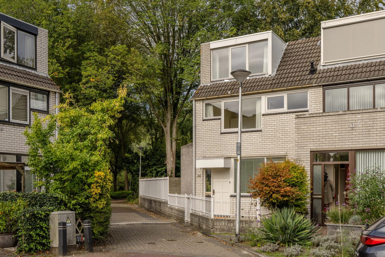 Hoekwoning aan de Hoogheemraadstraat in Wassenaar in Wassenaar