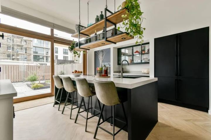 Appartement aan de Tan Malakastraat in Amsterdam in Amsterdam