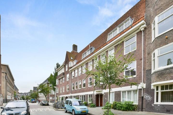 Appartement aan de Dintelstraat in Amsterdam in Amsterdam