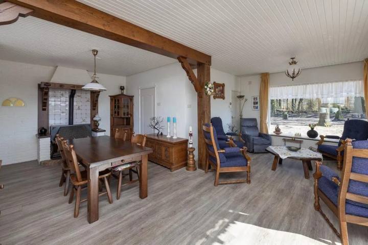 Foto 4 van Vrijstaande woning aan de Maatmansweg in Hezingen