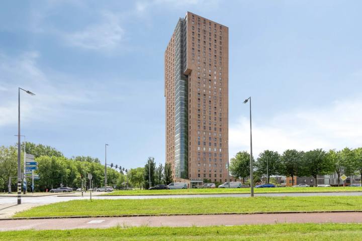 Foto 2 van Appartement aan de Oosterbakenpad in Hoogvliet Rotterdam