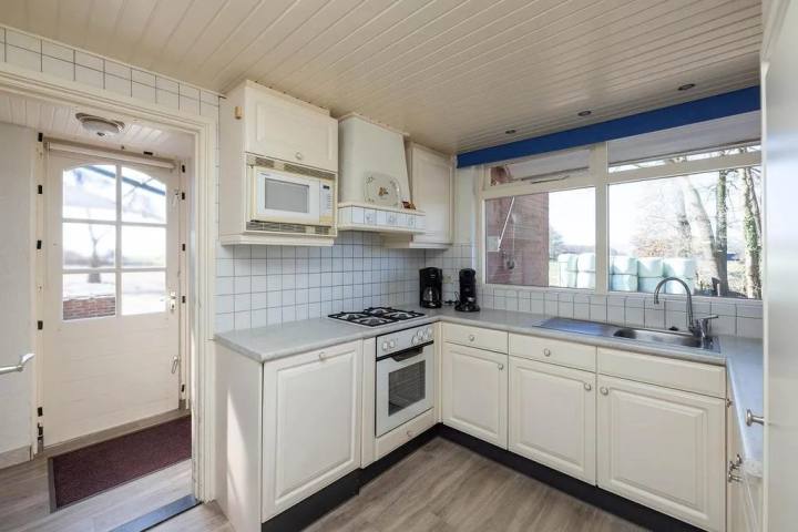 Foto 6 van Vrijstaande woning aan de Maatmansweg in Hezingen